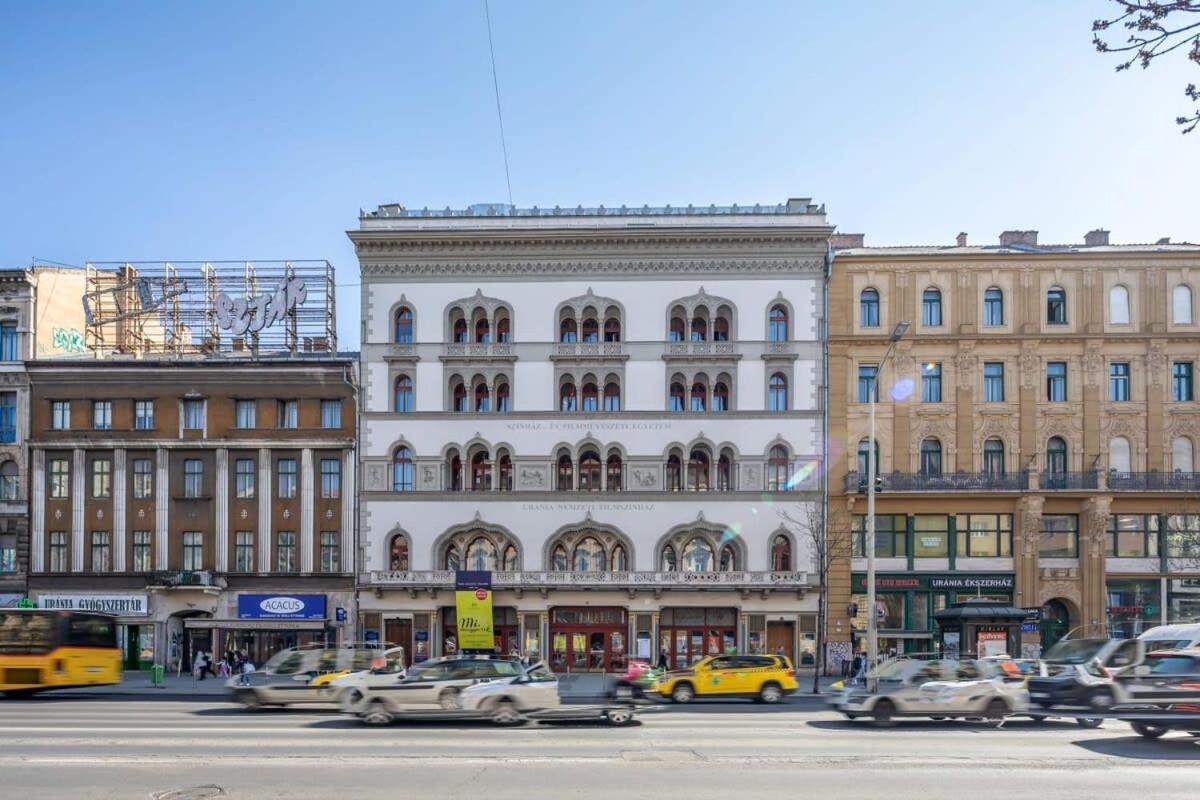 Central - New - Comfy Ac Studio Budapeszt Zewnętrze zdjęcie